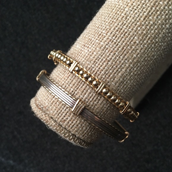 Jewelry - 🌺5 For $25🌺 2 Piece Bracelet Set